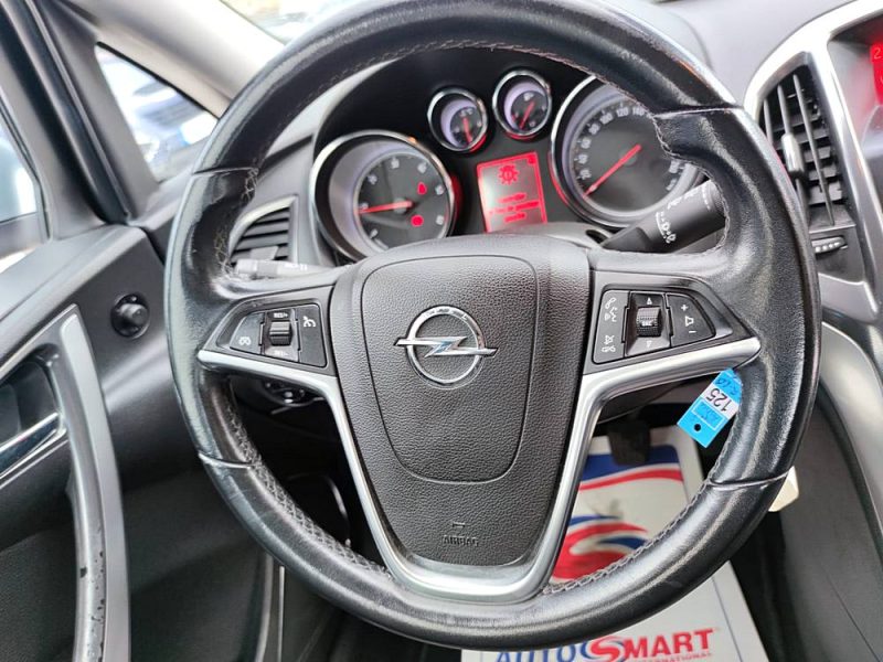 OPEL ASTRA Connect Pack 1.7 CDTI 125 ch