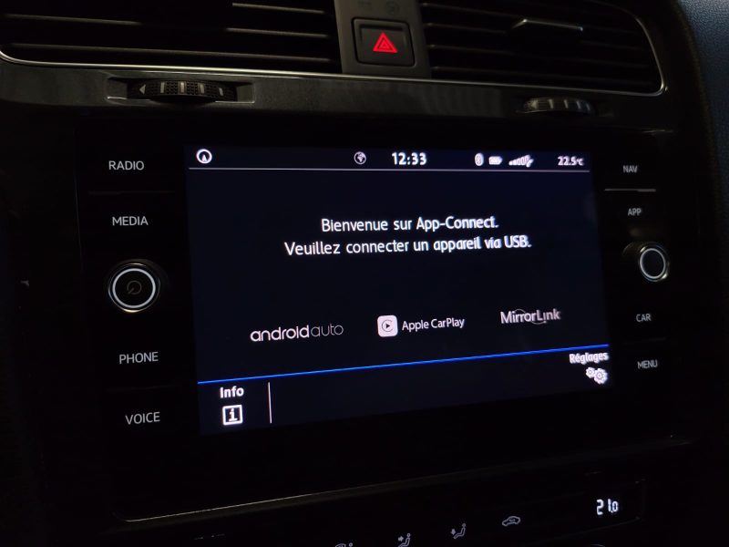 VOLKSWAGEN GOLF VII 2.0 TDi 150cv CONFORTLINE / CARPLAY + ACC + FRONT ASSIST /