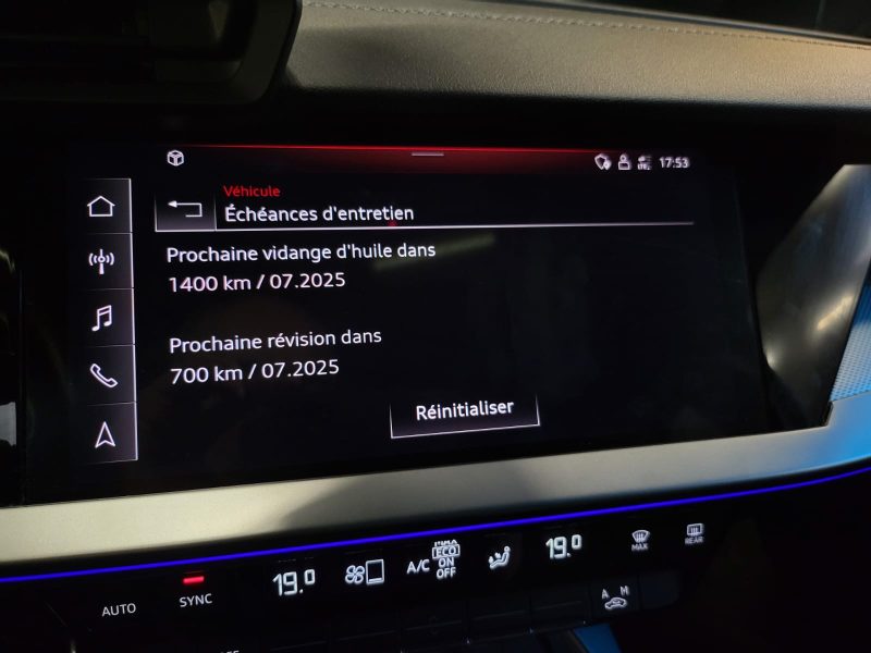 AUDI A3 SPORTBACK 35 TFSI 150cv S LINE / SUIVI AUDI / TOIT OUVRANT / CARPLAY SANS FIL / CAMERA DE RE