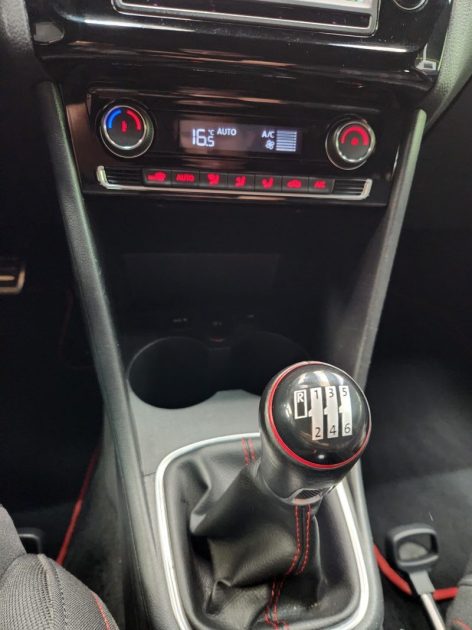 VOLKSWAGEN POLO 2016 1.8 TSI 192 BLUEMOTION TECHNOLOGY GTI 5P*GPS*LED*DCC*