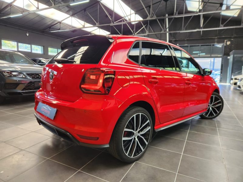 VOLKSWAGEN POLO 2016 1.8 TSI 192 BLUEMOTION TECHNOLOGY GTI 5P*GPS*LED*DCC*