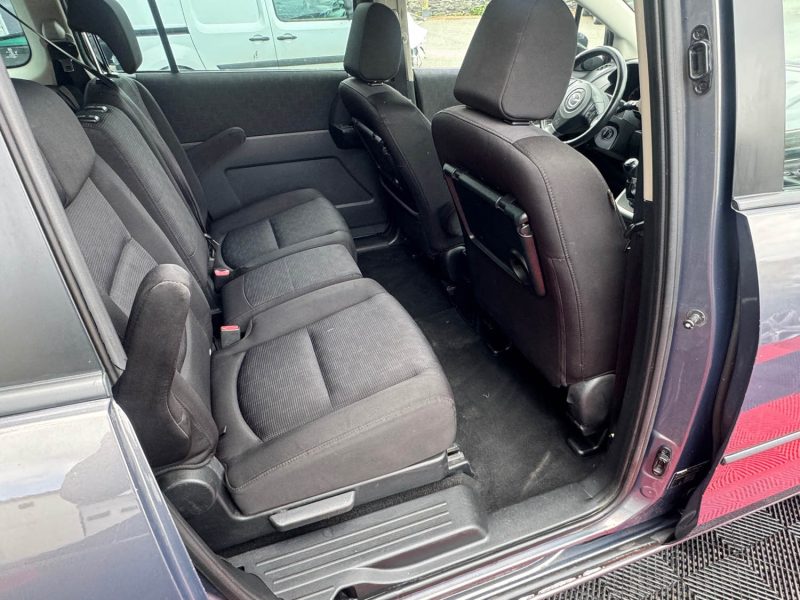 MAZDA MAZDA 5 7 places  