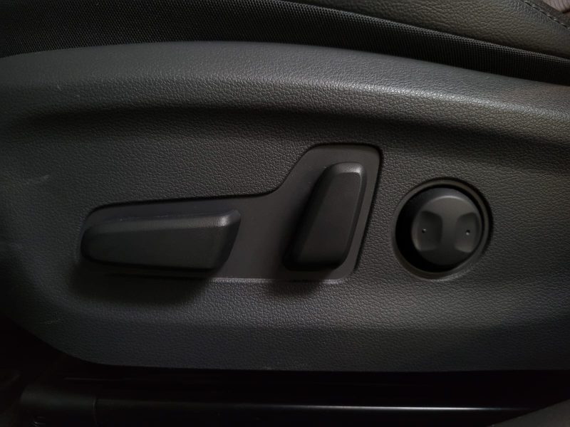 HYUNDAI IONIQ HYBRID 141cv EXECUTIVE / SIEGES ELECTRIQUES CHAUFFANTS & CLIMATISES / APPLE CARPLAY / 