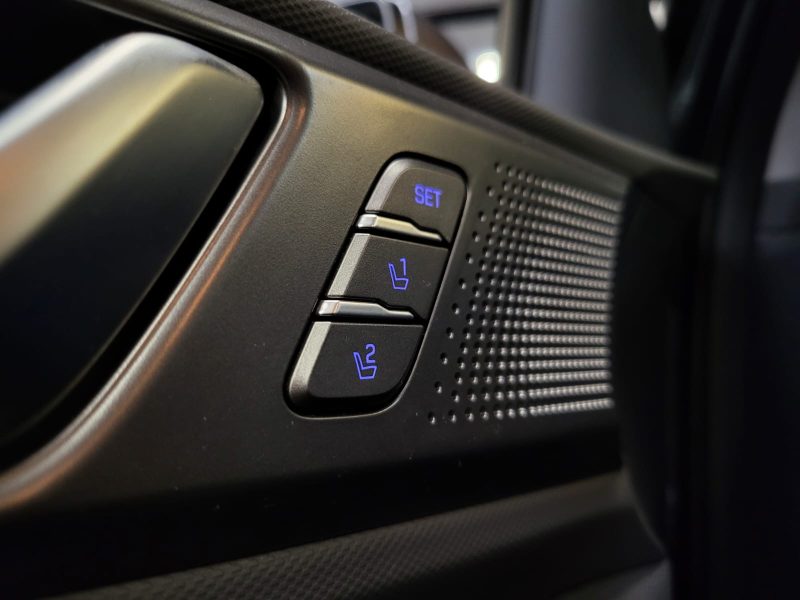 HYUNDAI IONIQ HYBRID 141cv EXECUTIVE / SIEGES ELECTRIQUES CHAUFFANTS & CLIMATISES / APPLE CARPLAY / 