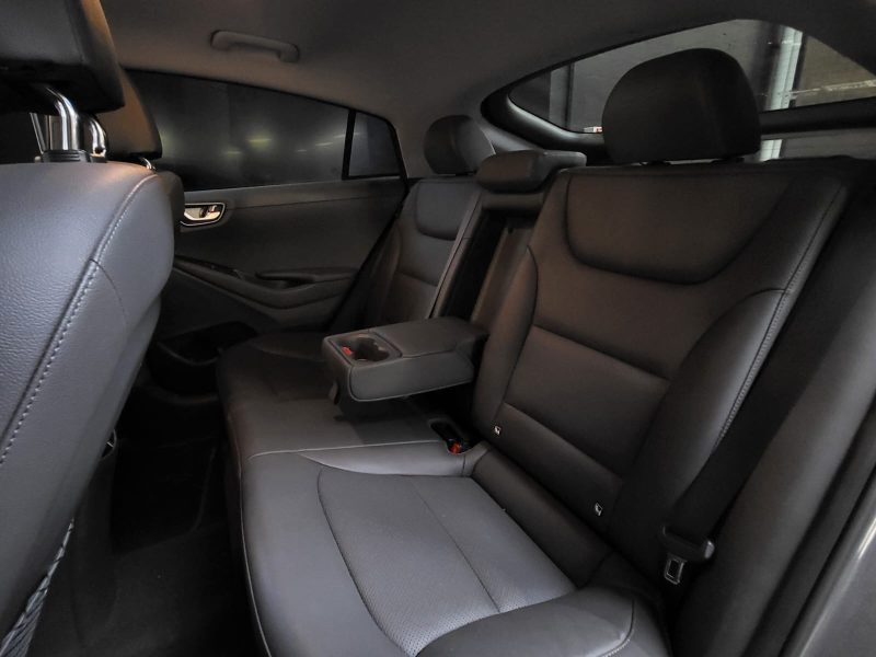 HYUNDAI IONIQ HYBRID 141cv EXECUTIVE / SIEGES ELECTRIQUES CHAUFFANTS & CLIMATISES / APPLE CARPLAY / 