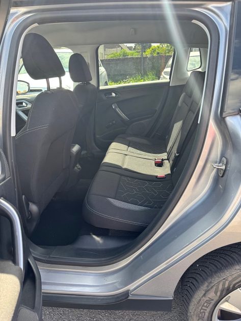 PEUGEOT  2008 1.6 BLUEHDI 100  5CV FISC 2017