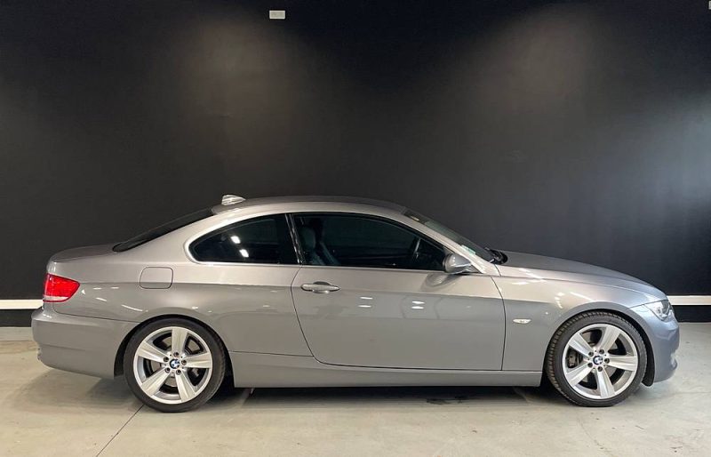 B.M.W. SERIE 3 2007
