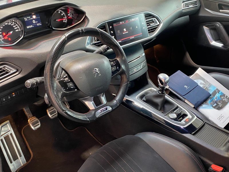 PEUGEOT 308 GT 2017