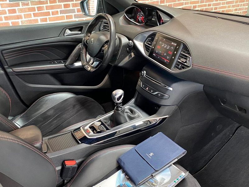 PEUGEOT 308 GT 2017