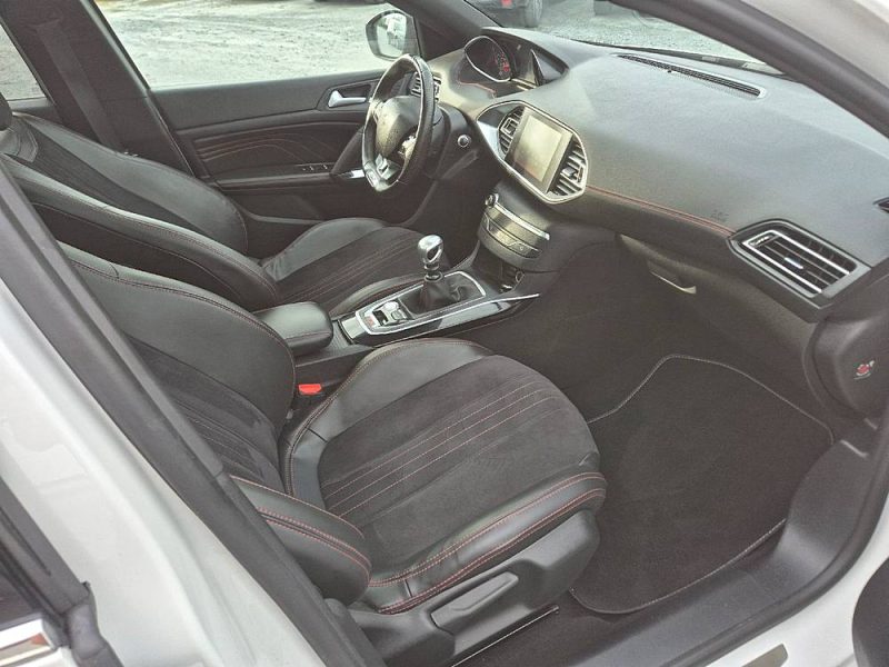 PEUGEOT 308 1.6 GT 205CV 2015 73320 KM 