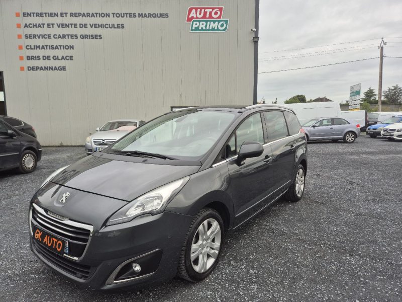 PEUGEOT 5008 HDI 120CV 2015 124350 KM ALLURE 7 PLACES 