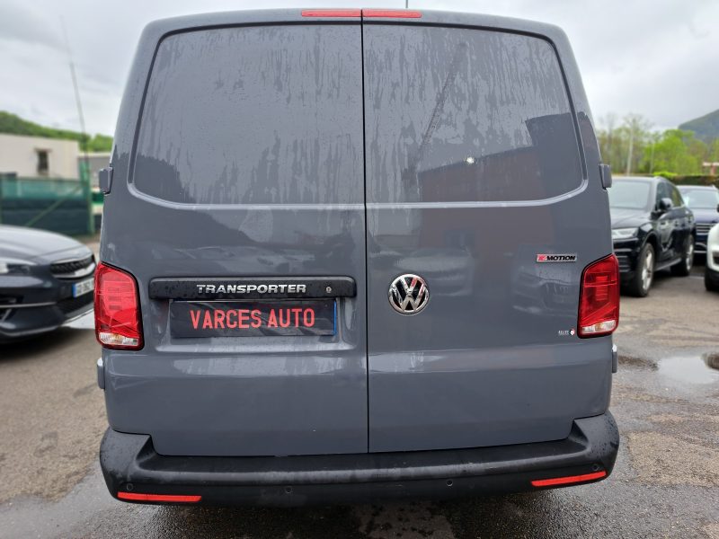 VOLKSWAGEN TRANSPORTER 2021