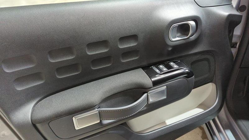 Citroën C3 Puretech 110 ch eat6 max + navi + camera de recul