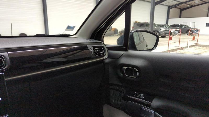 Citroën C3 Puretech 110 ch eat6 max + navi + camera de recul