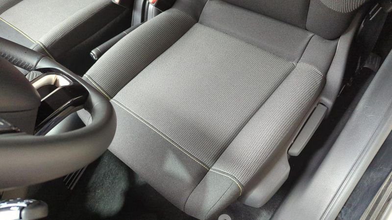 Citroën C3 Puretech 110 ch eat6 max + navi + camera de recul