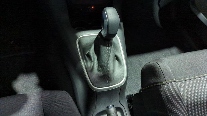 Citroën C3 Puretech 110 ch eat6 max + navi + camera de recul