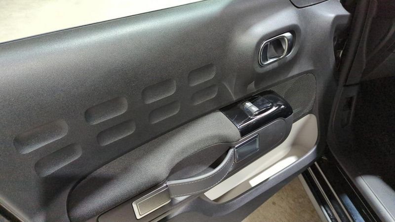 Citroën C3 Puretech 110 ch eat6 max + navi + camera de recul