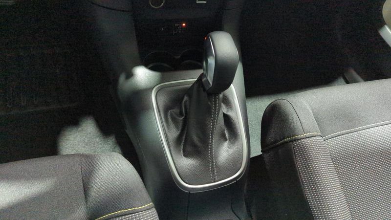 Citroën C3 Puretech 110 ch eat6 max + navi + camera de recul