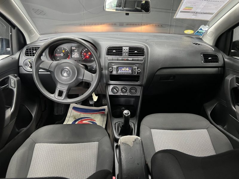 VOLKSWAGEN POLO 2011