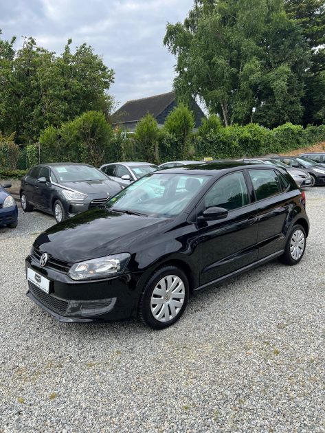 VOLKSWAGEN POLO 2011