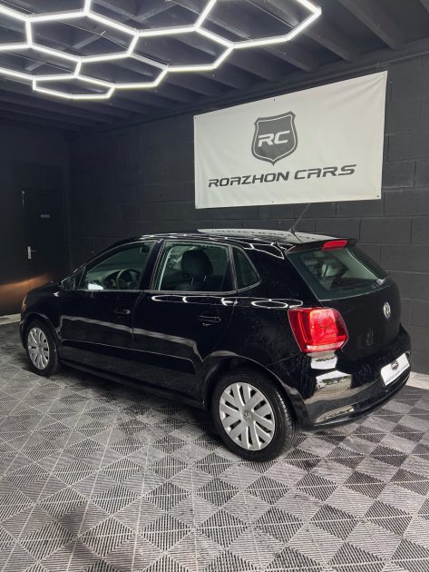 VOLKSWAGEN POLO 2011