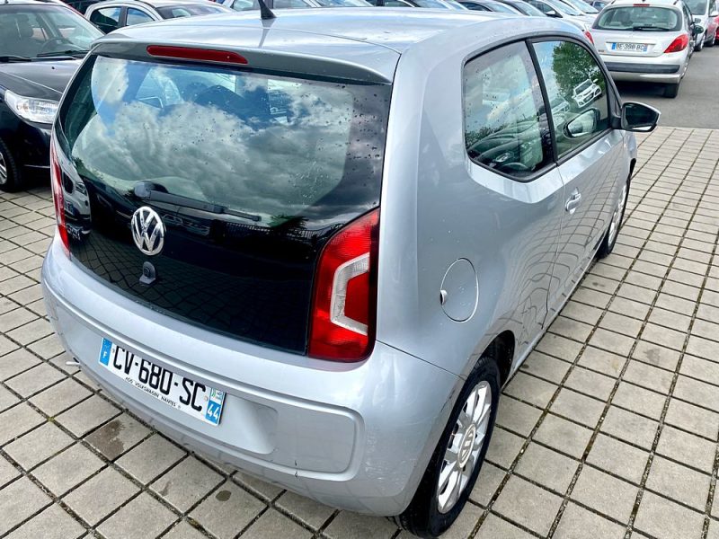 VOLKSWAGEN UP! 2013 1.0 60 ch Série Limitée  Cool  Up 
