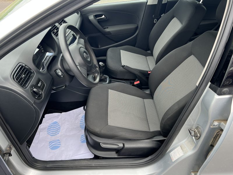 VOLKSWAGEN POLO 2011
