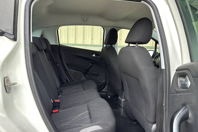 PEUGEOT 208 1.4 HDI 70 Active BVM5