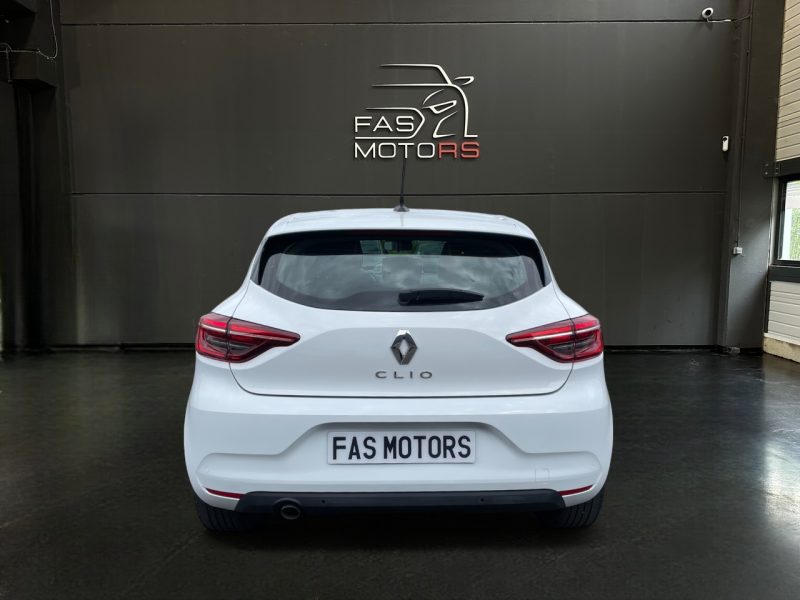 RENAULT CLIO 2021