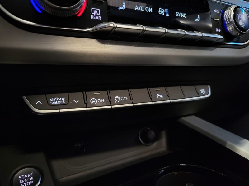 AUDI A5 SPORTBACK 2.0 40 TDI HYBRID 204 S LINE S TRONIC-7 / TOIT OUVRANT + VIRTUAL COCKPIT /