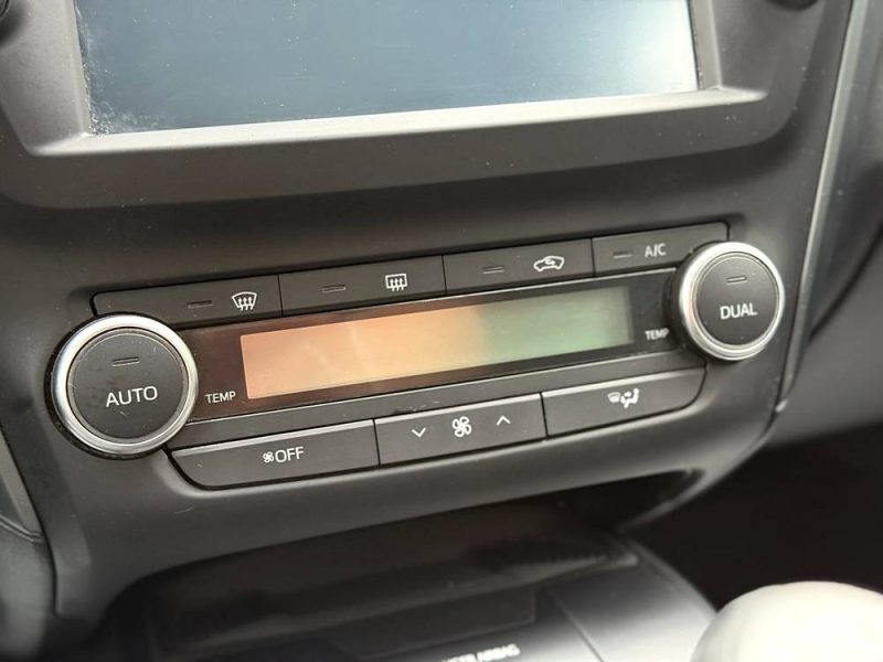 TOYOTA AVENSIS 143 D-4D DYNAMIC