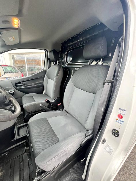 NISSAN  NV200 2015 1.5 DCI 110CV / Distribution Neuve / CT OK 