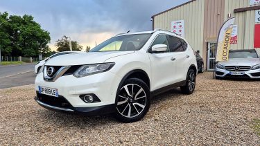 NISSAN X-TRAIL 2015