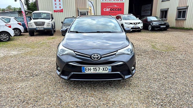 TOYOTA AVENSIS Touring Sport 2.0 D-4D 143 ch Executive
