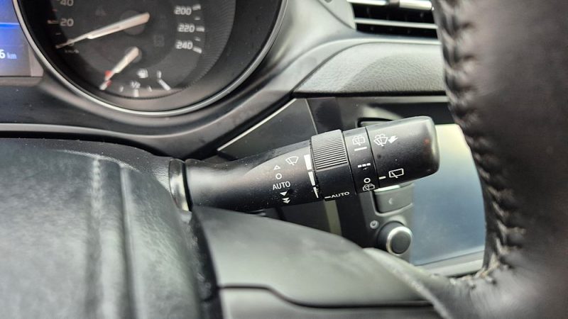 TOYOTA AVENSIS Touring Sport 2.0 D-4D 143 ch Executive