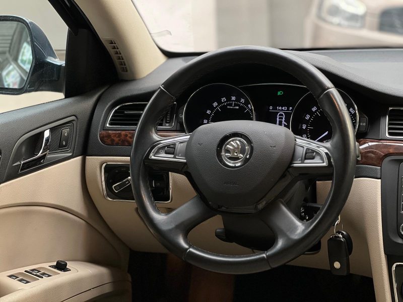 SKODA SUPERB 2.0 TDI 170CH 4X4 DSG ELEGANCE