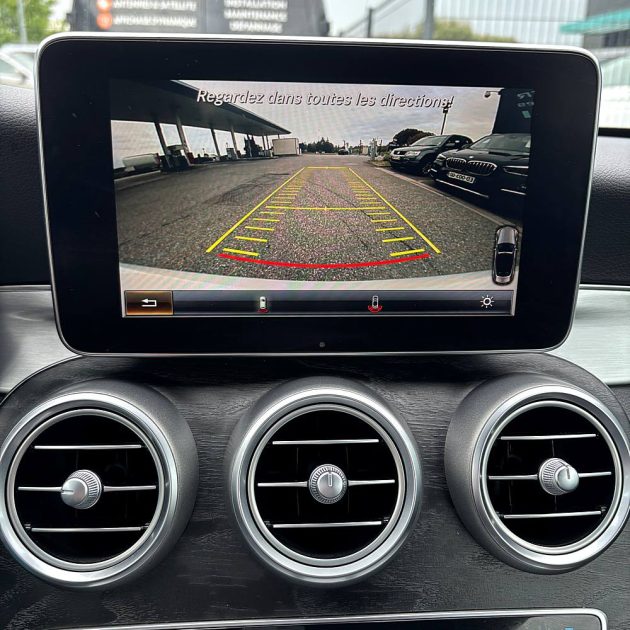 MERCEDES CLASSE C 220 CDI AMG LINE - Sieges chauffants ventilés - Camera - Alcantara- Grand Ecran e