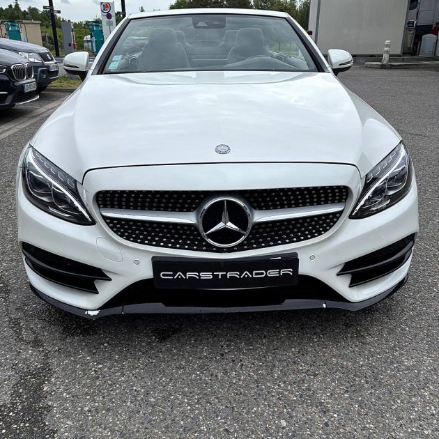 MERCEDES CLASSE C 220 CDI AMG LINE - Sieges chauffants ventilés - Camera - Alcantara- Grand Ecran e