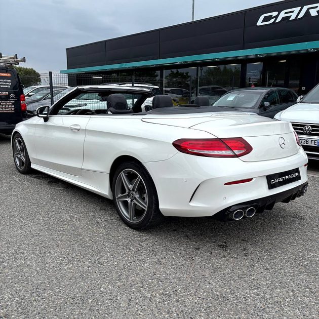 MERCEDES CLASSE C 220 CDI AMG LINE - Sieges chauffants ventilés - Camera - Alcantara- Grand Ecran e