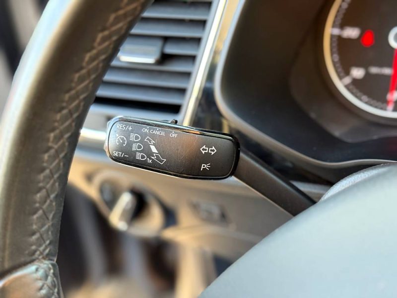 SEAT LEON ST X-PERIENCE 1.6 TDI 110 CH