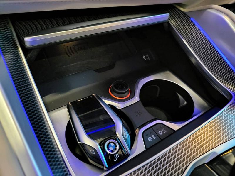 BMW X6 M50D M PERFORMANCE 400cv BOWER WILKINS / TOIT OUVRANT / SIEGES ELECTRIQUES A MEMOIRE 