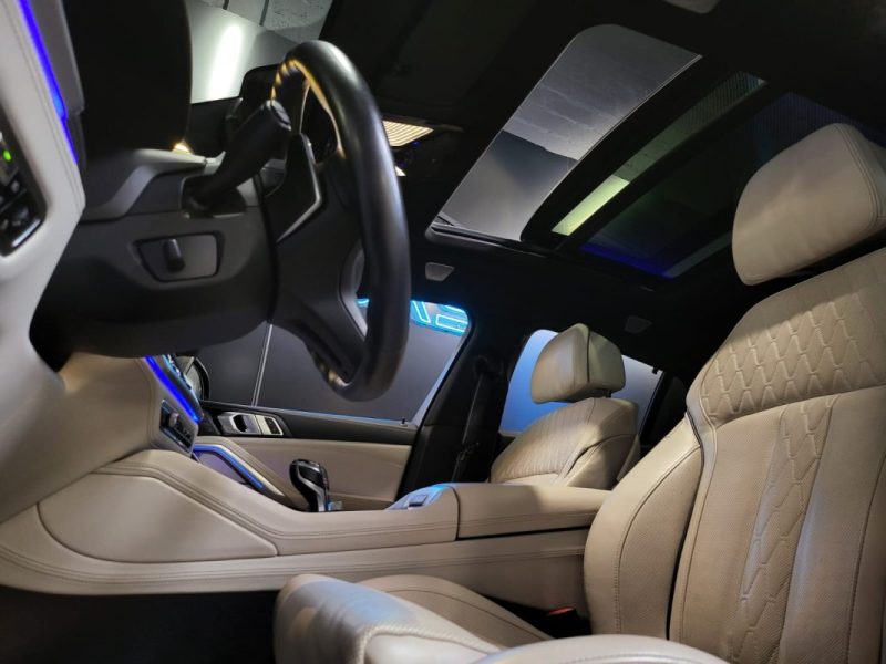 BMW X6 M50D M PERFORMANCE 400cv BOWER WILKINS / TOIT OUVRANT / SIEGES ELECTRIQUES A MEMOIRE 