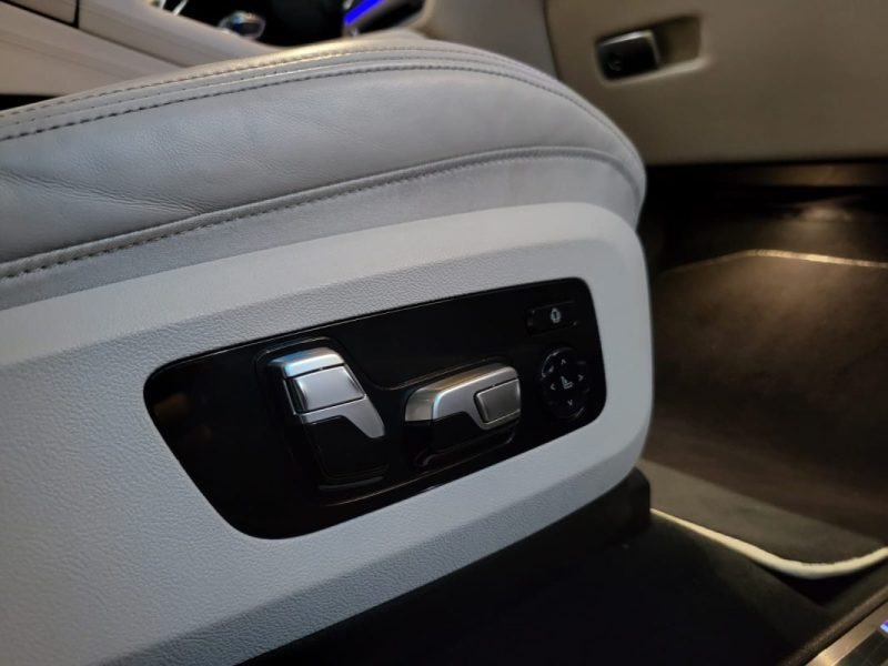 BMW X6 M50D M PERFORMANCE 400cv BOWER WILKINS / TOIT OUVRANT / SIEGES ELECTRIQUES A MEMOIRE 