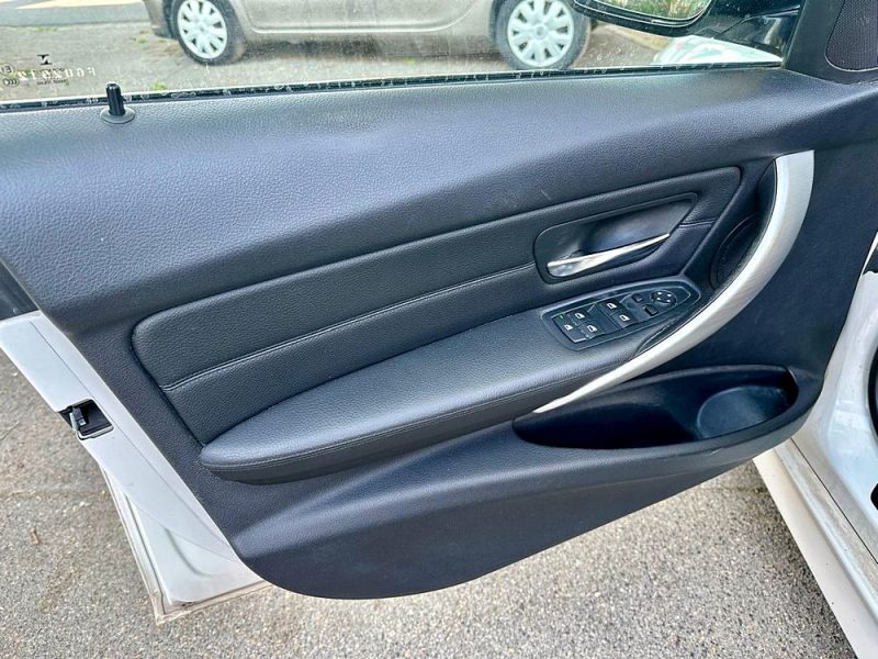 B.M.W. SERIE 3 F31  2014