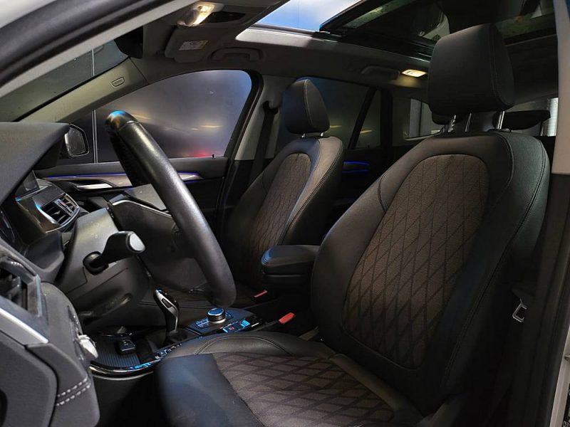 BMW X1 20i sDrive 179cv X LINE / SUIVI BMW / 1ERE MAIN / SIEGES ELECTRIQUES / TOIT OUVRANT / CARPLAY