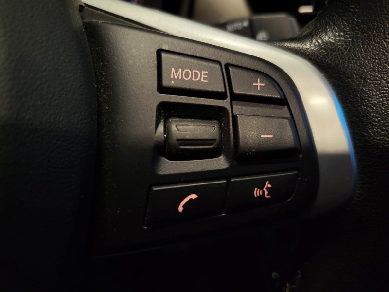 BMW X1 20i sDrive 179cv X LINE / SUIVI BMW / 1ERE MAIN / SIEGES ELECTRIQUES / TOIT OUVRANT / CARPLAY