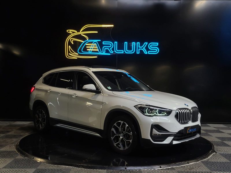 BMW X1 20i sDrive 179cv X LINE / SUIVI BMW / 1ERE MAIN / SIEGES ELECTRIQUES / TOIT OUVRANT / CARPLAY