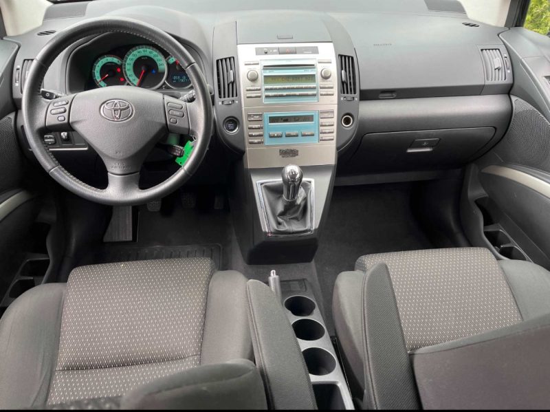 Toyota  Toyota Corolla verso 2009