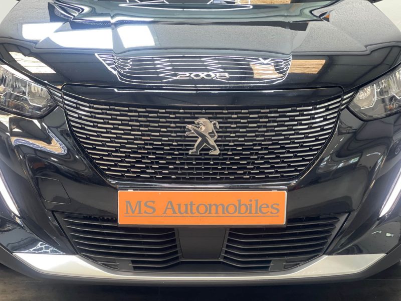 PEUGEOT 2008 2020