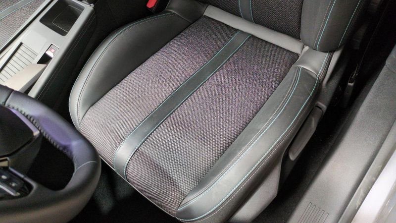 Peugeot 308 Bluehdi 130ch s&s eat8 allure